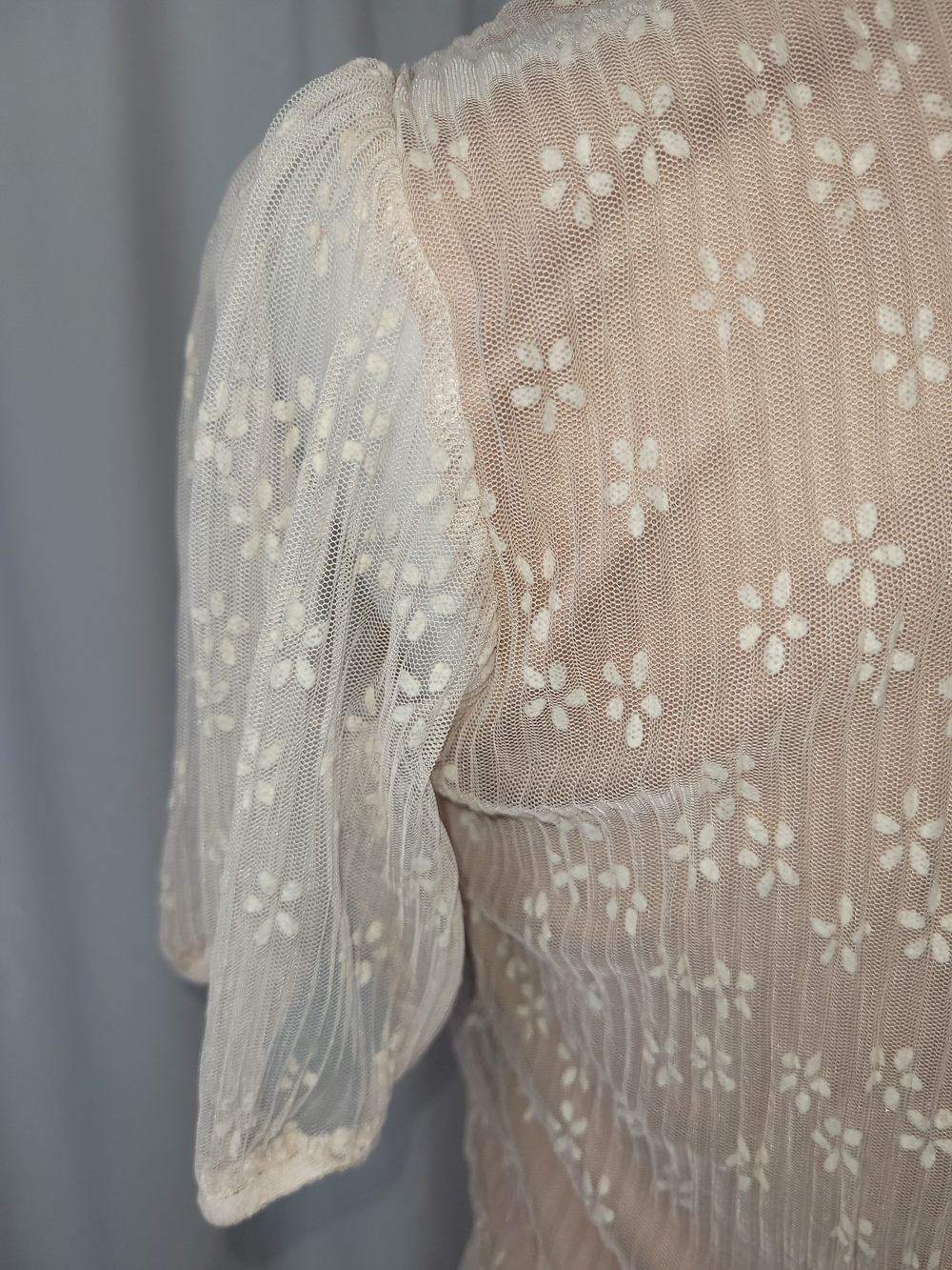 Cleo Pink Mesh Floral Peplum Lace Top Blouse Size XS NWOT - Picture 5 of 16